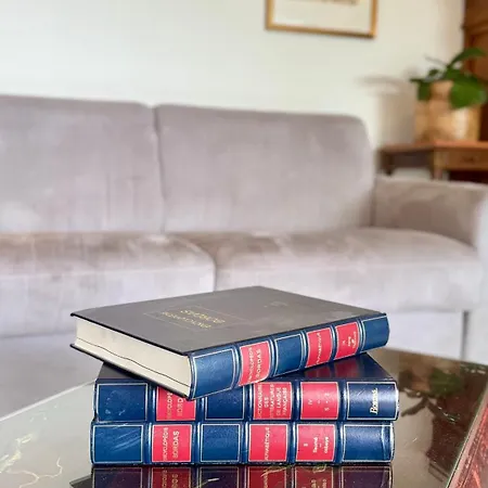 Spacious Luxury Apt, 12 Min Walk To Croisette And Conf Centre Апартаменты *