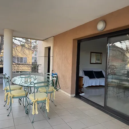 Spacious Luxury Apt, 12 Min Walk To Croisette And Conf Centre Апартаменты Канны