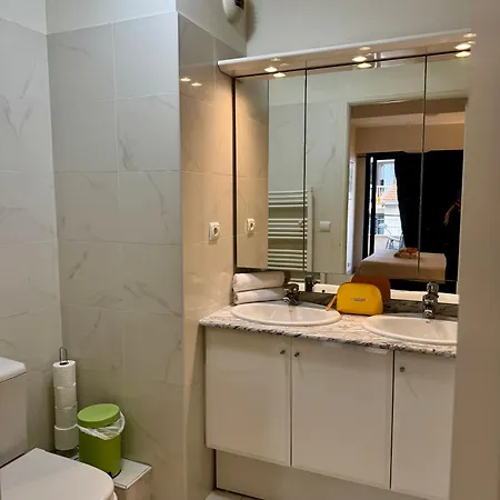 Апартаменты Spacious Luxury Apt, 12 Min Walk To Croisette And Conf Centre *
